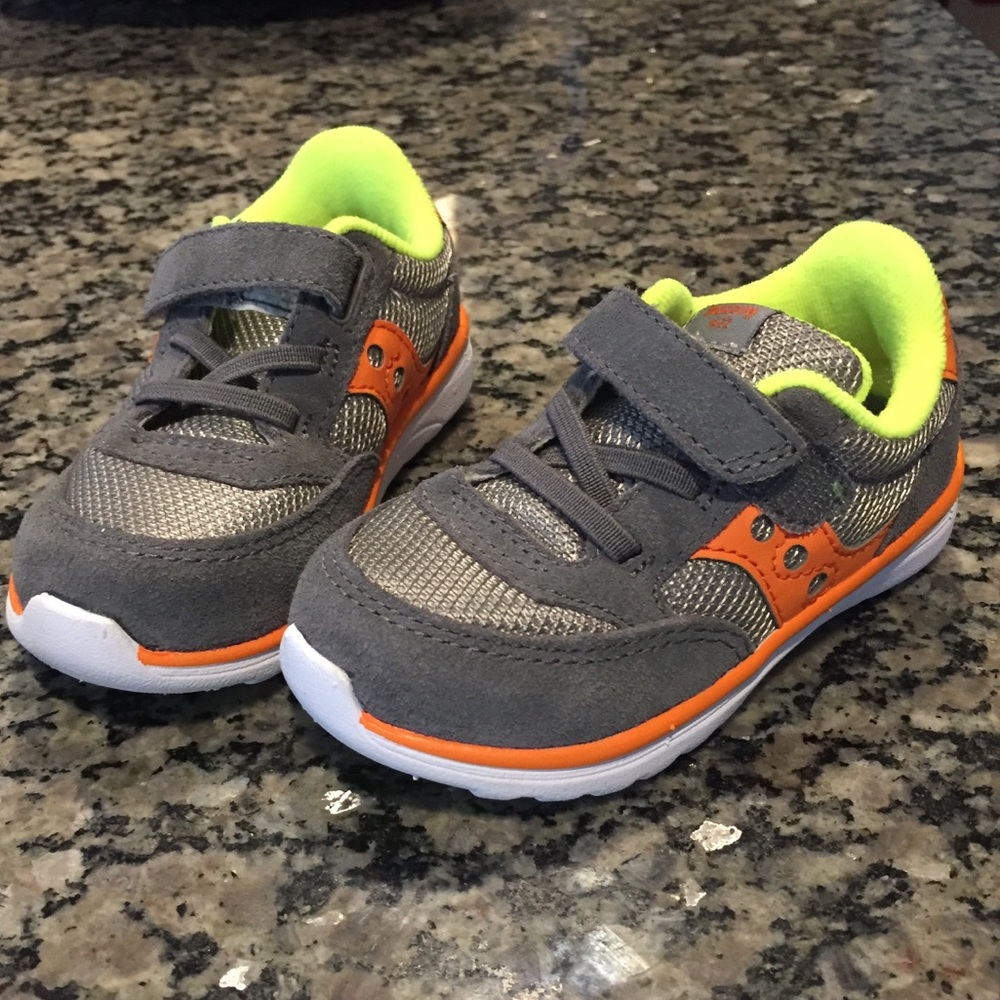 Saucony Toddler size 6 sneakers